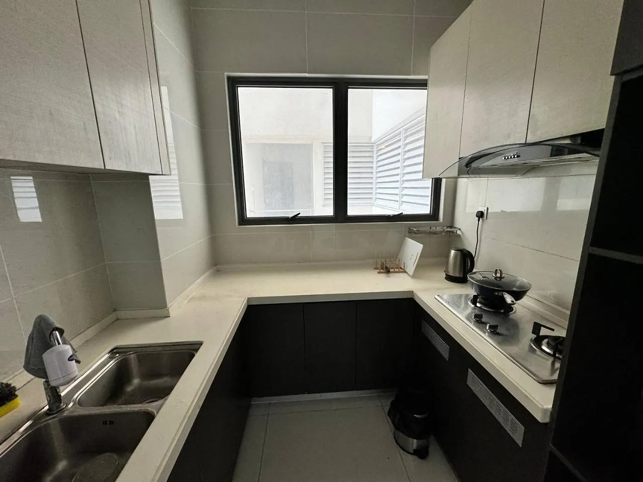 Lovell Country Garden 2 King Beds High Level Johor Bahru