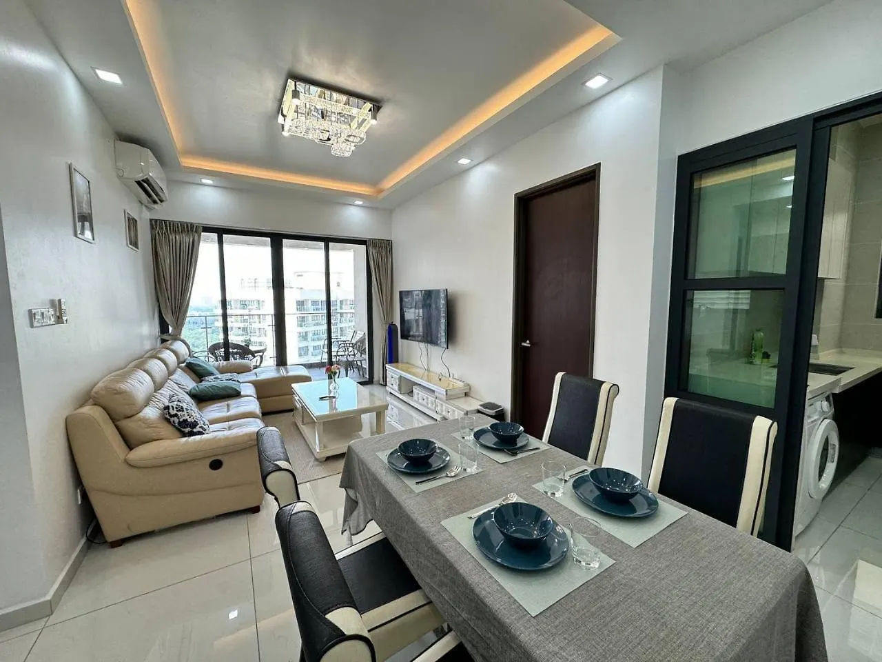 Lovell Country Garden 2 King Beds High Level Johor Bahru